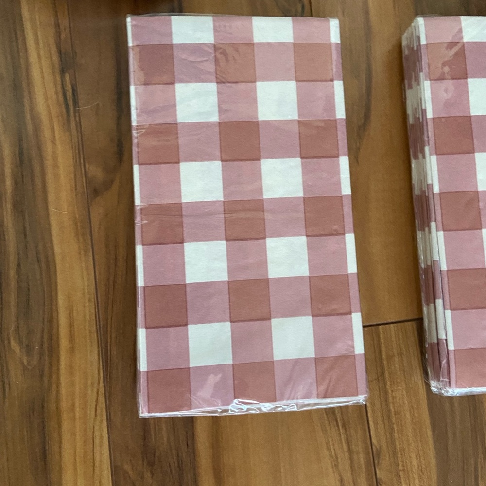 New spring rabbit bunny salad plate set and pink checker plaid napkins - Picture 5 of 5